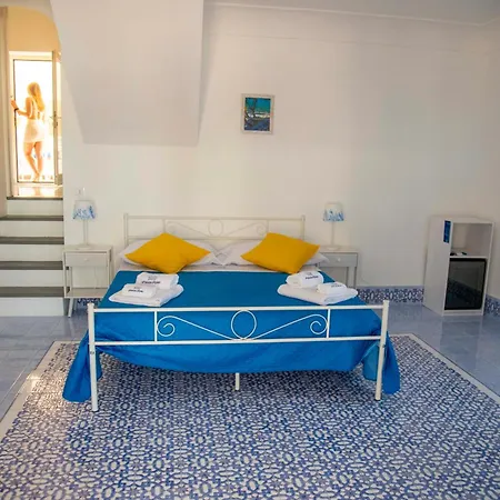 فندق مبيت وإفطار Pennadio 4*