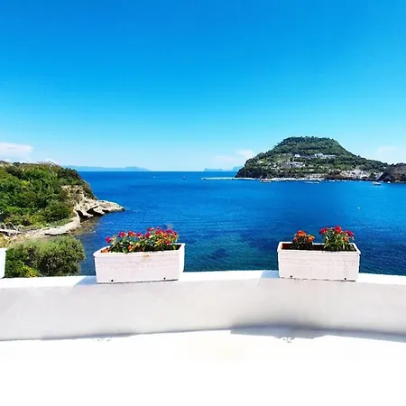 Al Mira Bed & Breakfast Bacoli