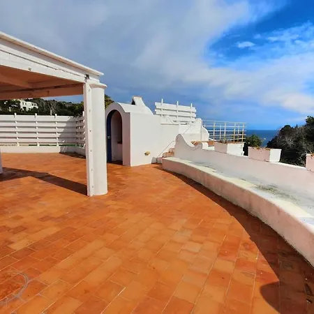 Al Mira Bed & Breakfast