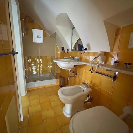 Pennadio Rooms *