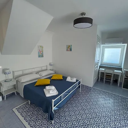 Panzió Pennadio Rooms *