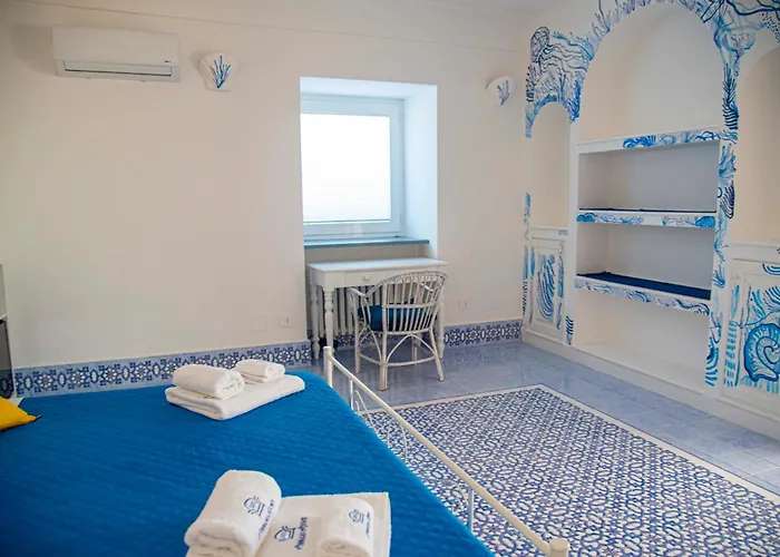 Pennadio Bed & Breakfast 4*